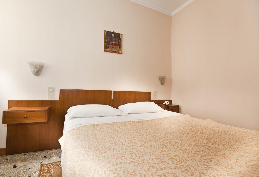 Hotel San Fantin Benátky Pokoj fotografie